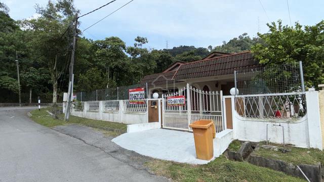 Tasik Permai Corner Lot Warehouse For Rent 1