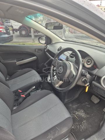2011 Mazda 2 1.5 R DP55-RAA (A) - 5