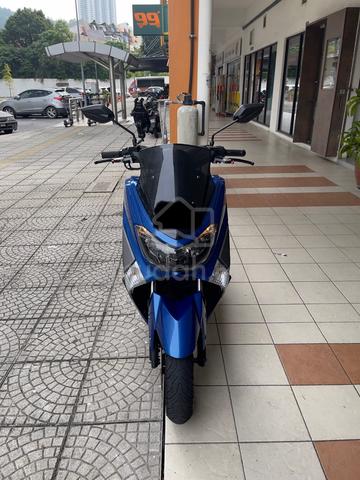 Carousel Image