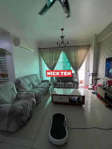 Straits Garden Condominium 1