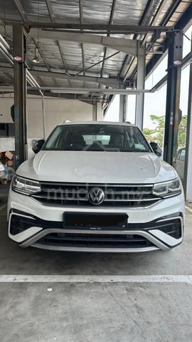 2024 Pre-Owned Tiguan Allspace Elegance IQ.Drive - 5