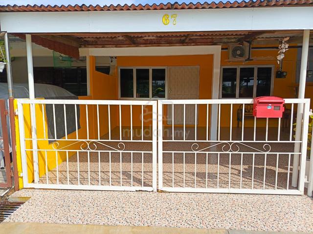 Rumah Teres Area Beruas Untuk Dijual 1