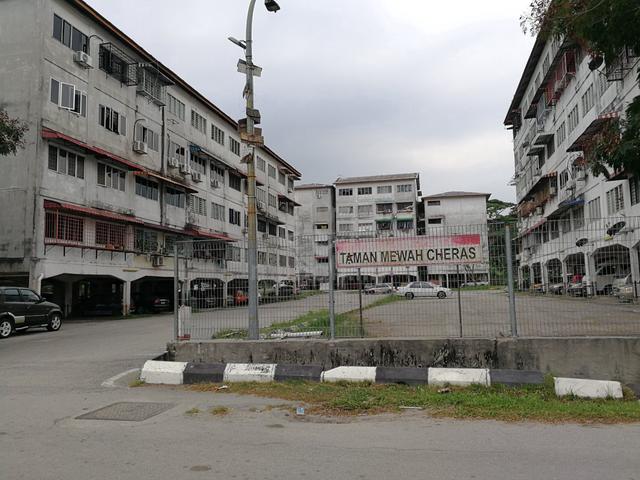 Pangsapuri Mewah Cheras 1