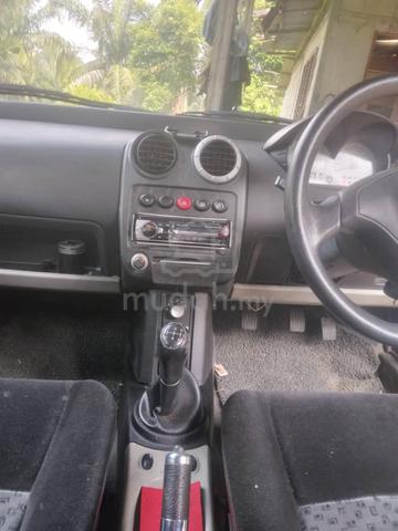 2004 Proton SAGA 1.3 LMST (M) - 3
