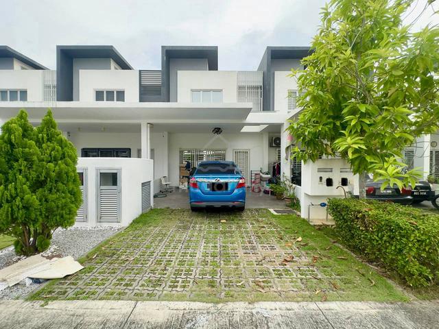 MURAH 🔥 2 Storey Casa Green Cybersouth Dengkil 1