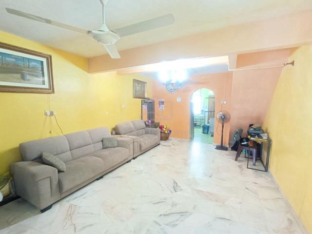 (RENOVATED) 2 Storey Terrace Fasa 1 Taman Sri Gombak 1