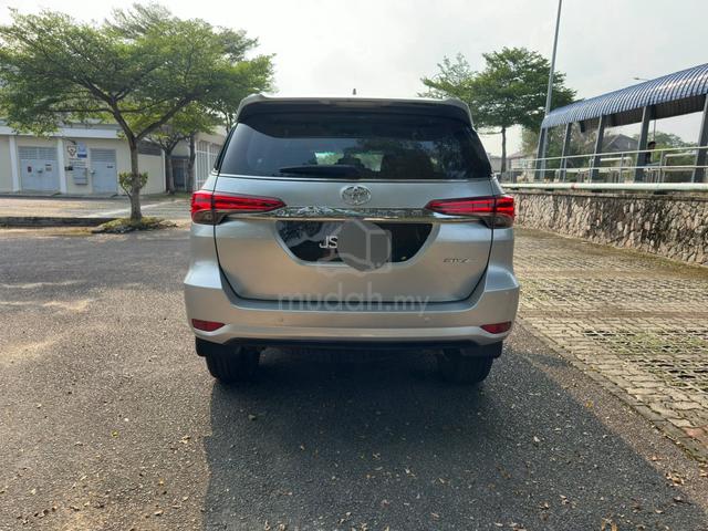 2017 Toyota FORTUNER 2.7 SRZ 4X4 2TR-FE (A) - 3