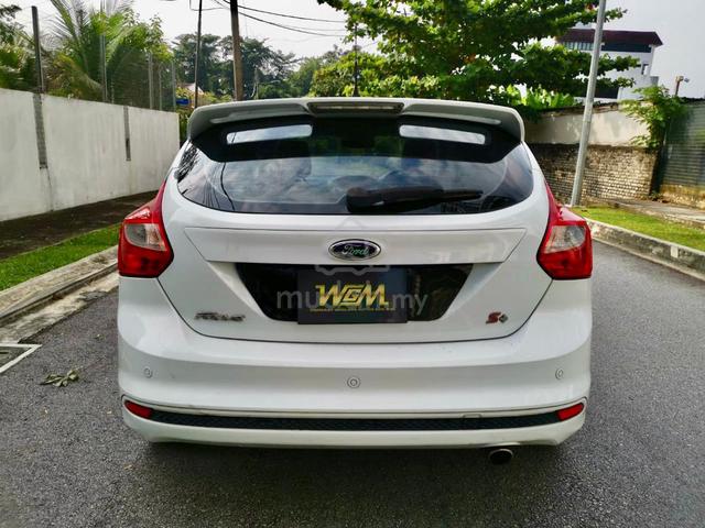 Ford FOCUS 2.0 SPORT+ SUNROOF PADDLE SHIFT AT PARK - 4