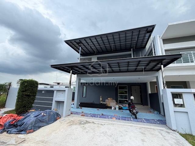 Kiara 2, Austin height, Double Storey Semi D, 4 bedrooms, renovated 1