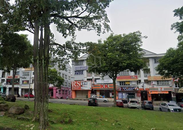 Kajang Perdana, Ground & first floor Shop for SALE, Main Road Frontage 1
