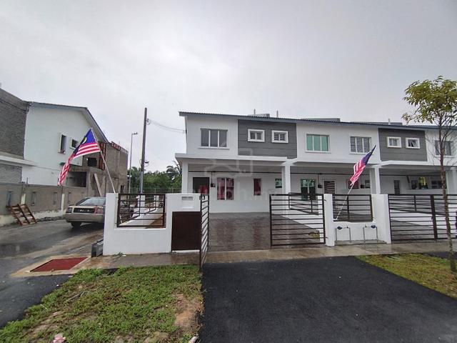NEW Endlot 2 Storey Terrace Taman Semarak Warisan Sepang FOR SALE 1