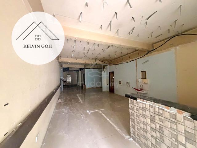 Georgetown Freehold 2-Storey Shoplot Facing Main Road 2,600 sq ft 1