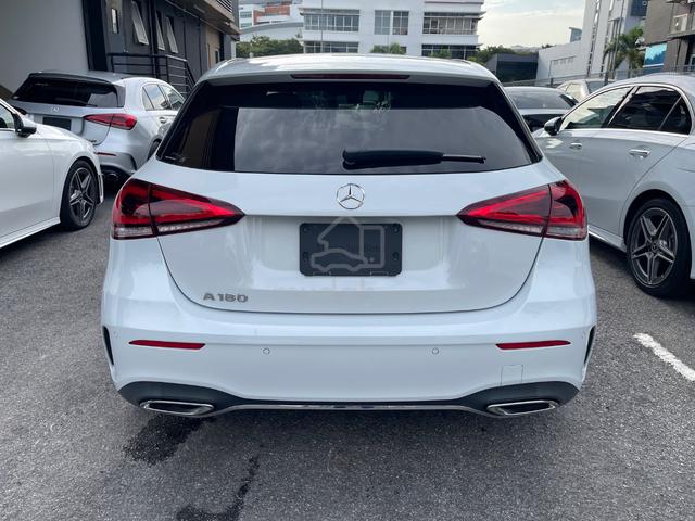 2021 Mercedes Benz A180 1.3 AMG ** Merdeka Sale ** - 3