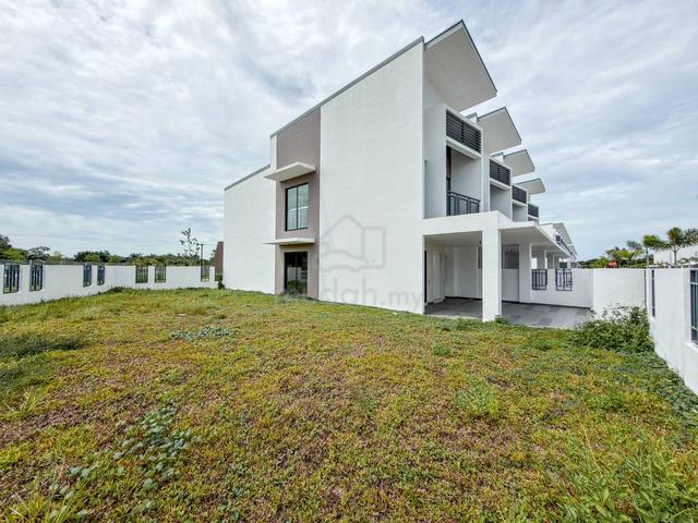 NEW CORNER LOT! Double Storey Avela Bandar Rimbayu 1