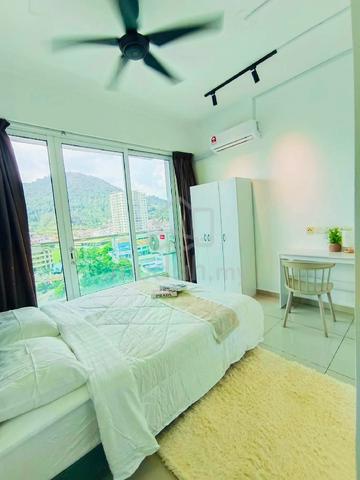Middle Room with Balcony/Hill View @ Bukit Mertajam 1