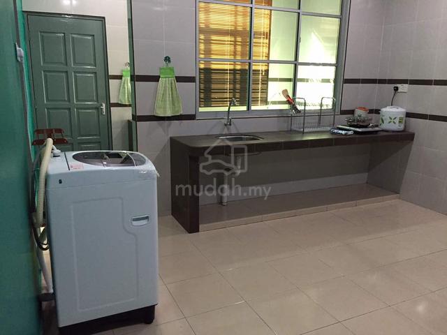 Double Story House Taman Lumut Mutiara 5
