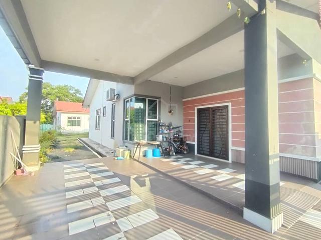 Semi-D Taman Rendang Aman, Peramu Pekan. 1