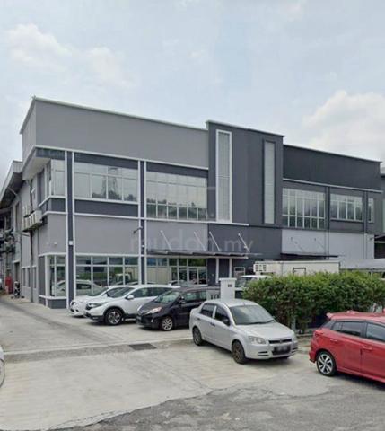 Hot Industrial Area🔥 Semi-D Detached Factory/ Warehouse! Balakong 1