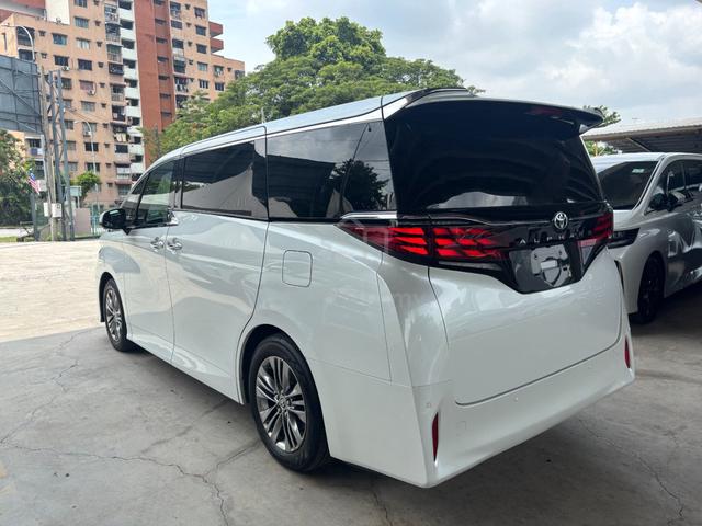 2023 Toyota Alphard 2.5 Z Moonroof DIM BSM 360 Cam - 4