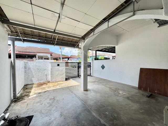Bukit Indah Single Storey House Extended Good Condition @ Jln Indah 4 1