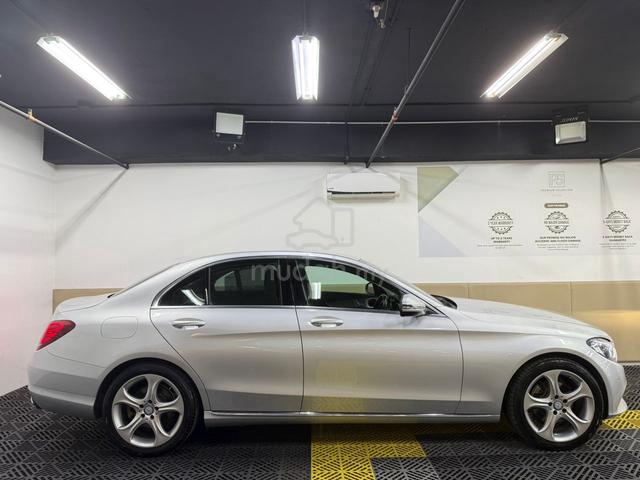 2016 Mercedes Benz C200 AVANTGARDE 2.0 (A) ORI MIL - 3