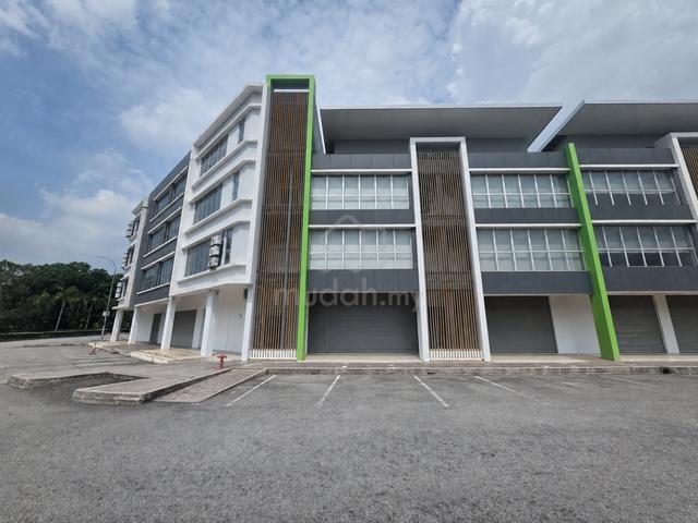 FACING ROAD💥2 unit Shoplot Bangi Bandar Bukit Mahkota 1