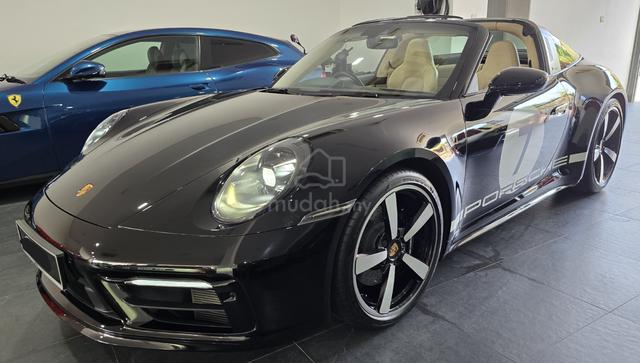 2021 Porsche 911 TARGA 4S HERITAGE (Manual Gear) - 2