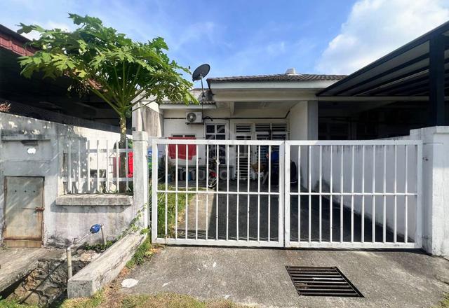 SiNGLE STOREY TERRACE SP8, BANDAR SAUJANA PUTRA 1