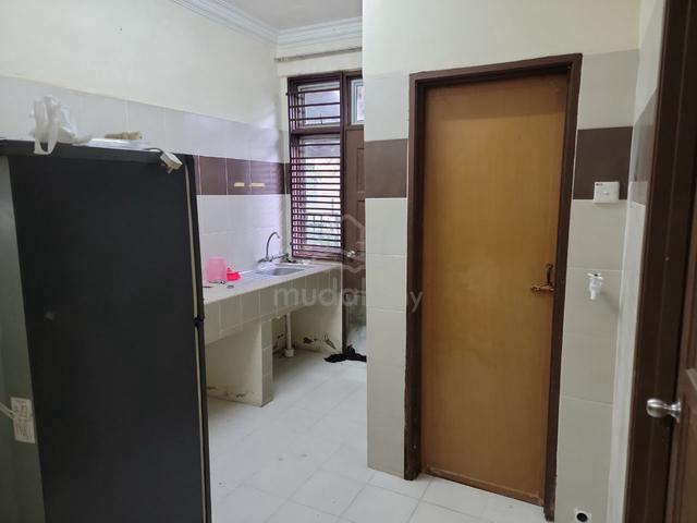 (Kok Lanas, Ketereh) Rumah Teres 2 Tkt di Taman Wadi Iman 4