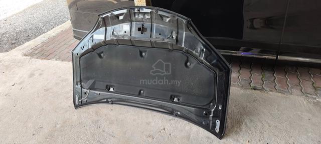 Toyota Wish sepet zge20 front bonnet - photo 6 of 6