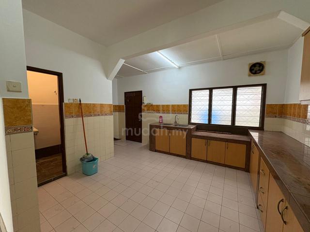 (Kitchen Extend/2 A/C) 2 Storey Taman Universiti Indah Seri Kembangan 1
