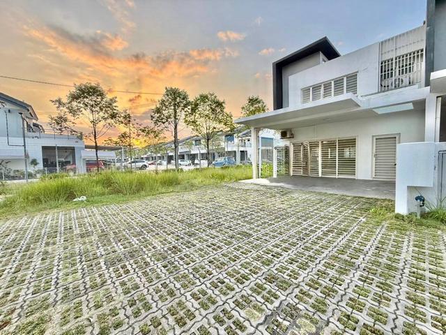 Corner Lot | Cul De Sac | Double Storey Casa Green Cybersouth Dengkil 1