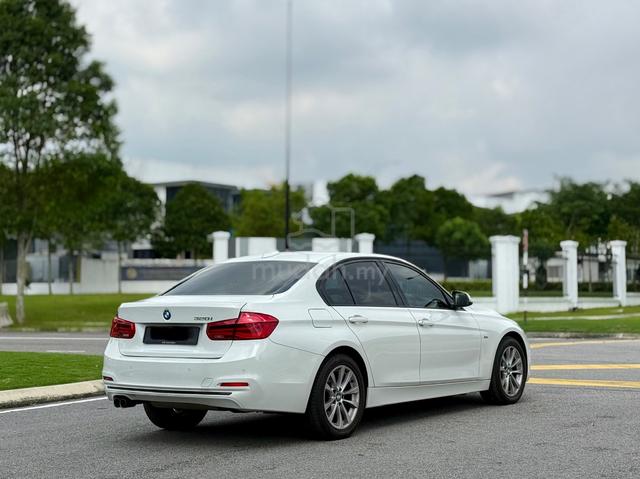-2015- Bmw 320i 2.0 SPORT LINE (CKD) (A) FULL LON - 3