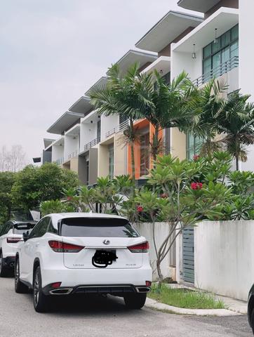 Puchong Putra Prima 3 Storey House For Sale 1
