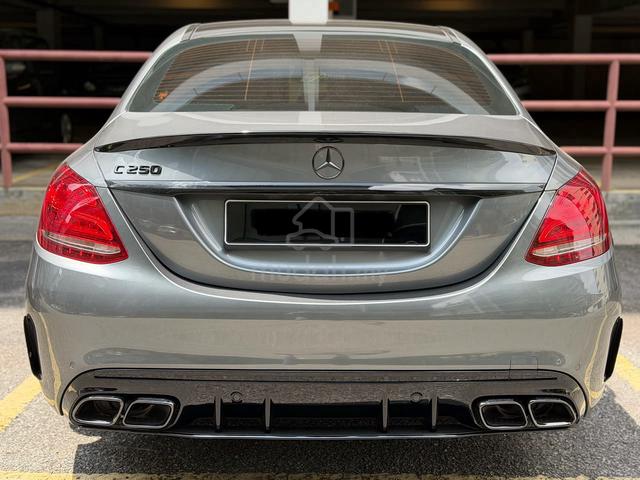 2018 Mercedes Benz C250 W205 AMG LINE F/SERVICE - 2