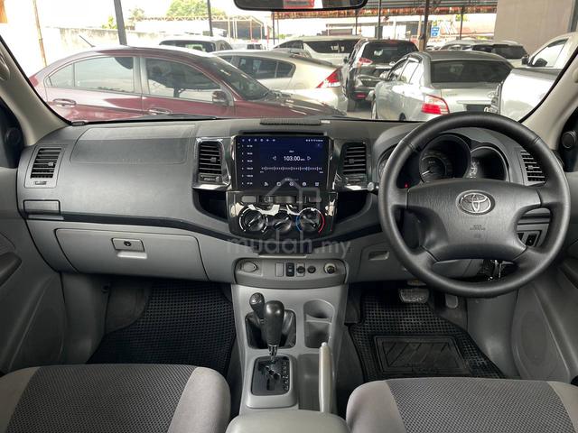 2010 Toyota HILUX 2.5 G FACELIFT (A) 4X4 ORI CONDI - 4