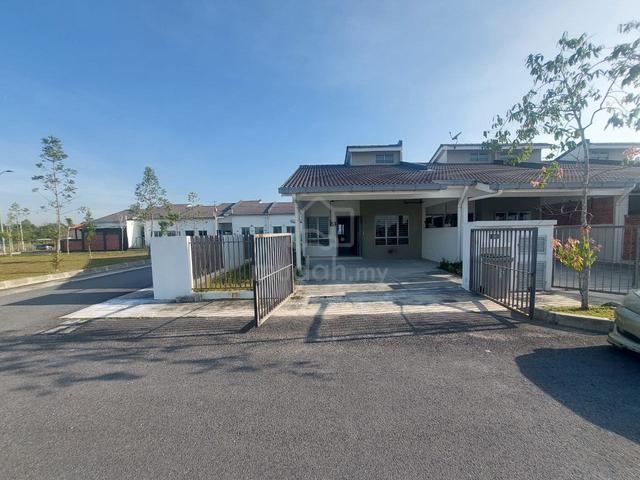 OPEN FACING & NEW ENDLOT Single Storey House for Rent Mambau Seremban 1