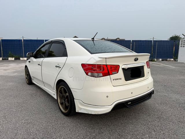 2012 Kia FORTE 1.6 SX (A)JUALAN CASH LOAN CREDIT - 5