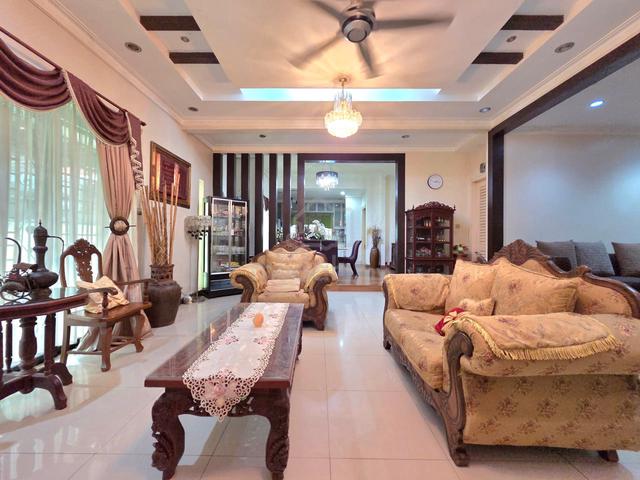 [RENOVATED] D’7 Bandar Baru Bangi Semi D Double Storey Terrace House 1