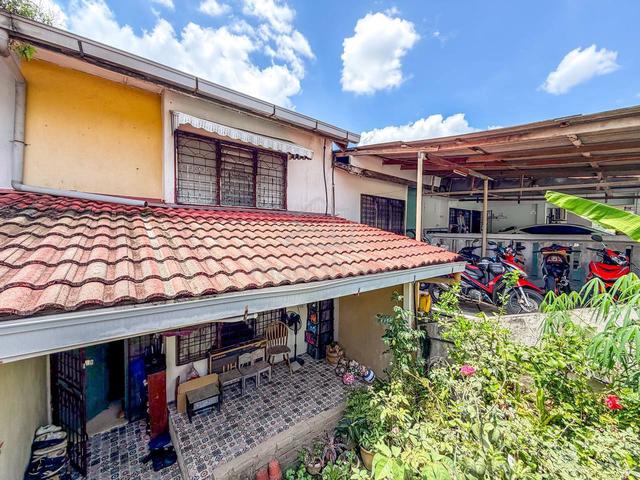 FULL LOAN! MURAH Double Storey Terrace Taman Bukit Anggerik Cheras 1