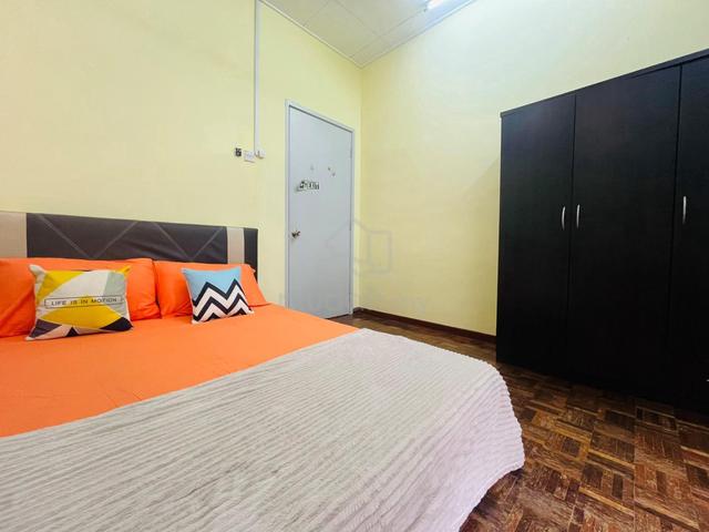 (-8%) Medium room, Setia Alam, Setia Impian (top glove) zero deposit 1