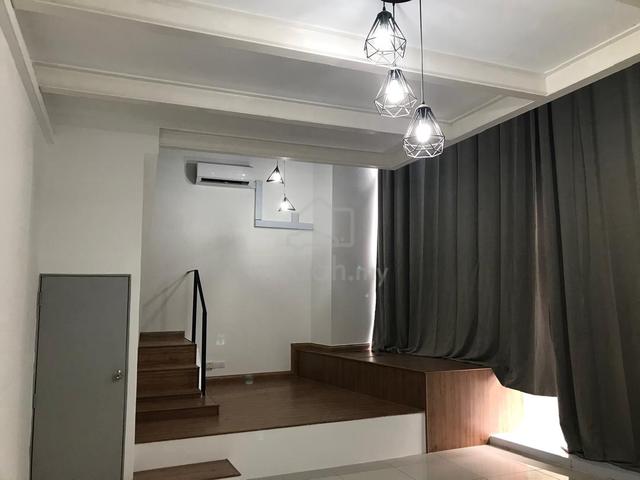 Block M @ Empire City Damasara 1
