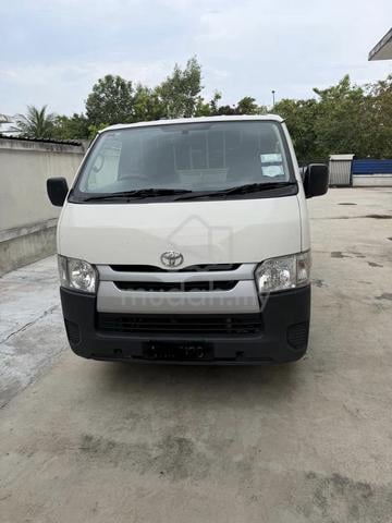 2022 Toyota HIACE 0 2.5L (M) - 1