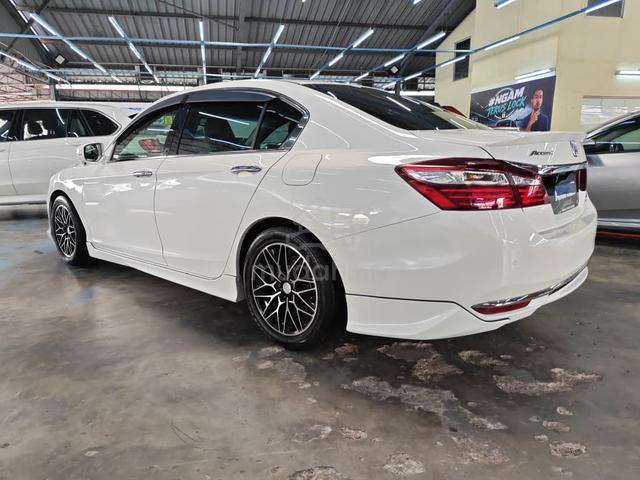 Cash & Full Loan 2017 Honda ACCORD 2.0 VTI-L (A) - 3