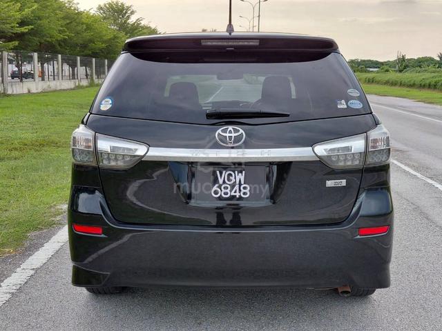 SiapTUKARNAMA CATBARU 2013 /17 Toyota WISH 1.8 (A) - 4