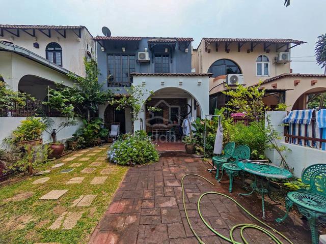 Spacious 22x85, Double Storey Terrace, SS19 Subang Jaya 1