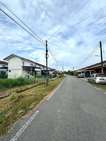 CORNER, Double Storey, BATU 18 1