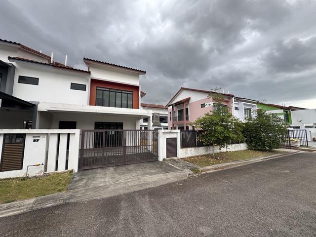 Dato Onn Jalan Perjiranan 12 Semi Detached Unblock View Original Unit 1