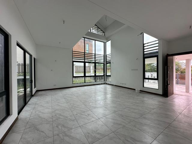 Bungalow for sale in Subang Bestari, Seksyen U5, Shah Alam 1