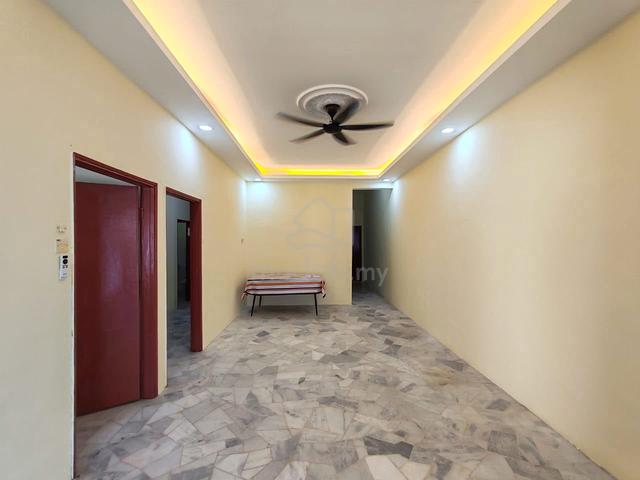JLN PALAS, TAMAN TERATAI, SKUDAI - 1 Storey Renovated / 20' x 70' 1